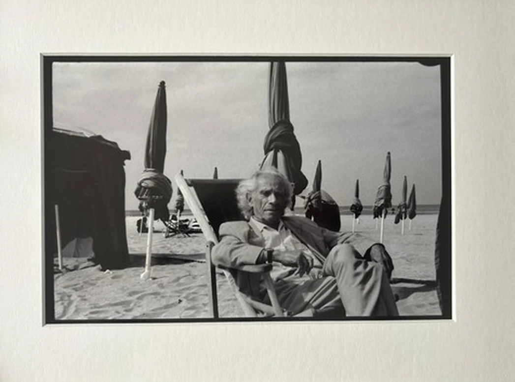 Œuvre n° 9 — Samuel Fuller, photographie de Kris DeWitte